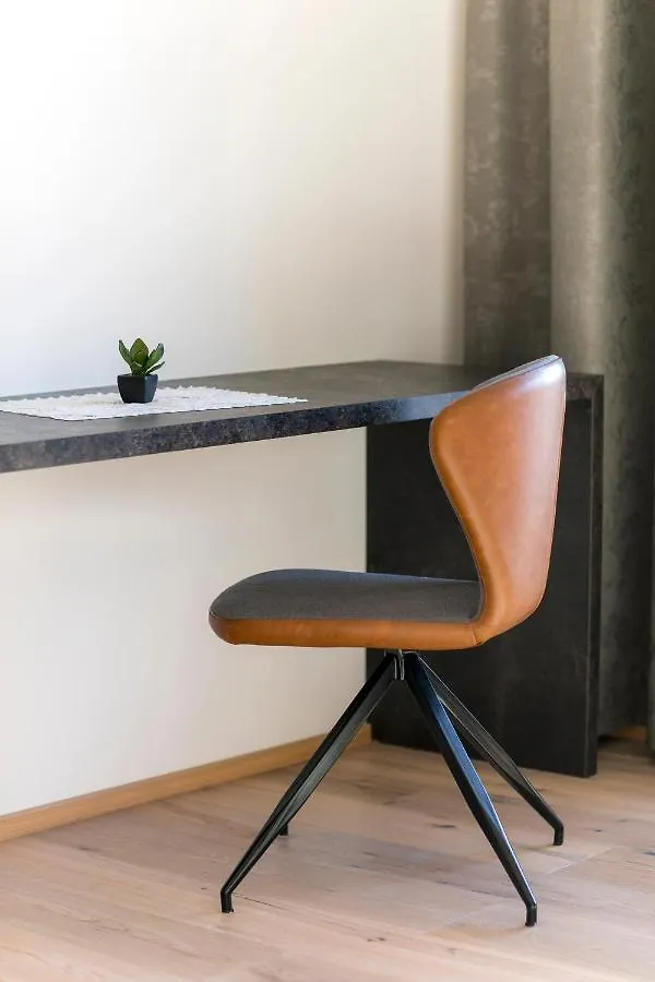 Apartment Wiesenhof - NATUR&WEITBLICK über Innsbruck - Ladestation für Elektroautos Österreich